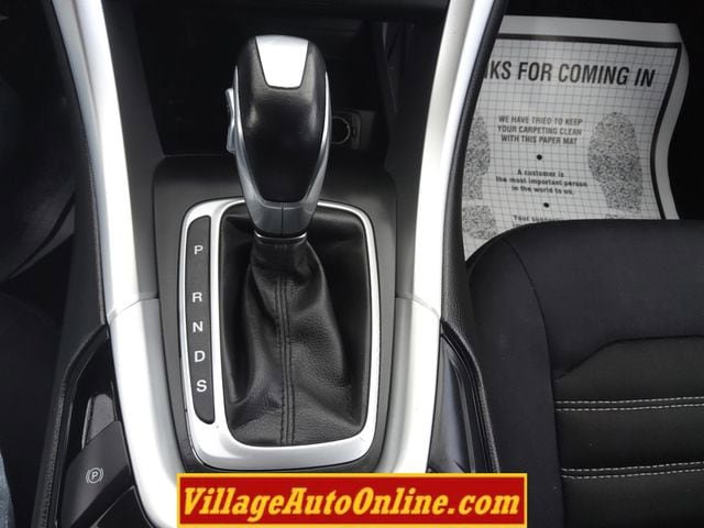 Used 2013 Ford Fusion SE FWD image 25