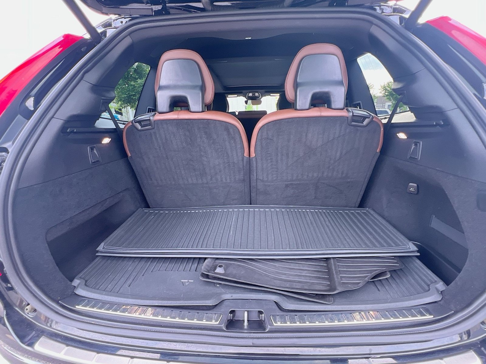 Certified 2023 Volvo XC90 B6 Plus w/ Protection Package Premier AWD/4WD image 27