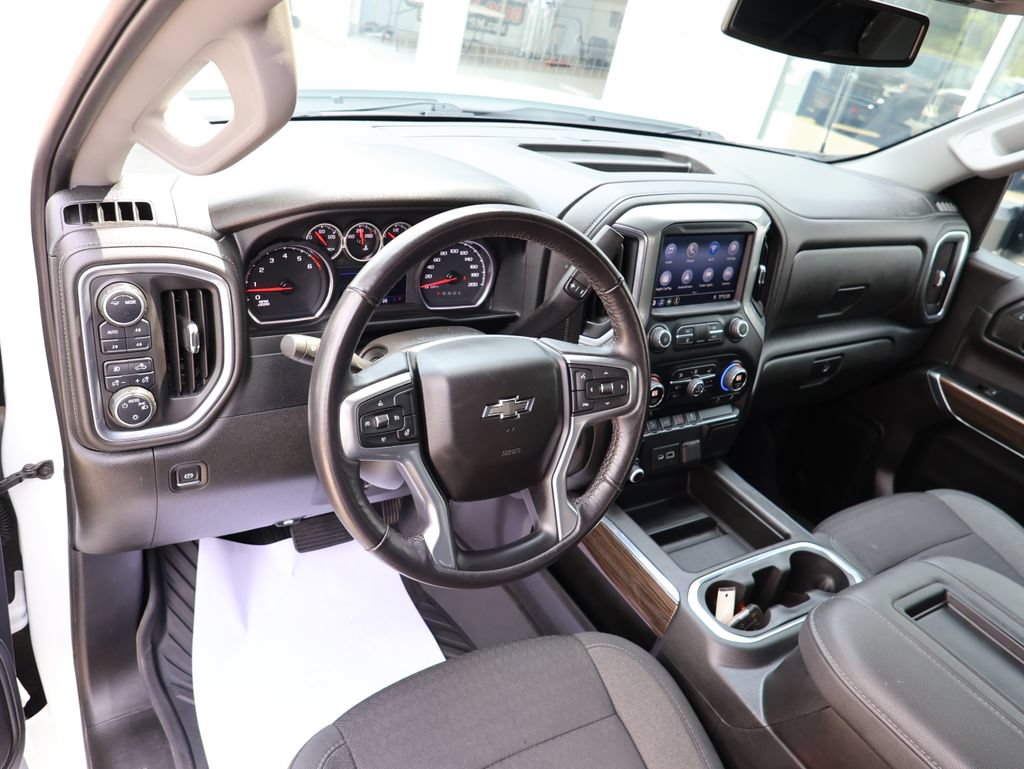 Certified 2022 Chevrolet Silverado 1500 RST AWD/4WD image 25