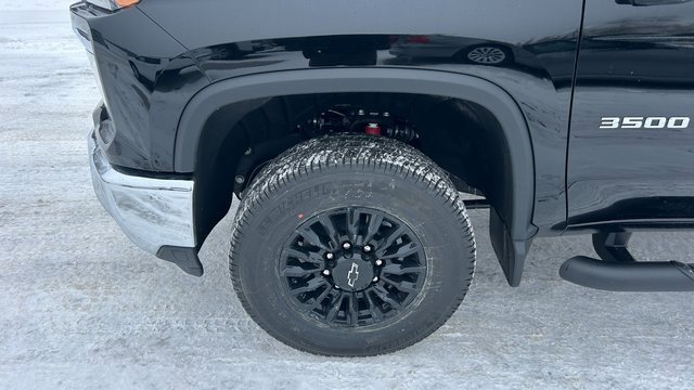 New 2026 Chevrolet Silverado 3500 LT image 10