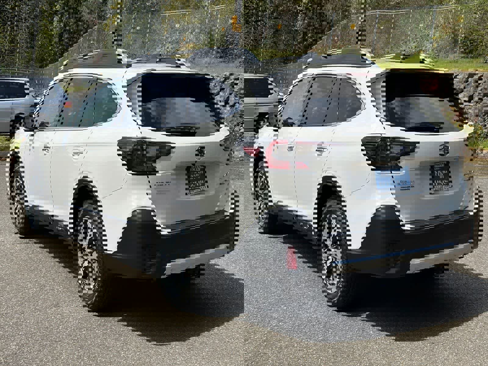 Certified 2021 Subaru Outback Touring XT image 3