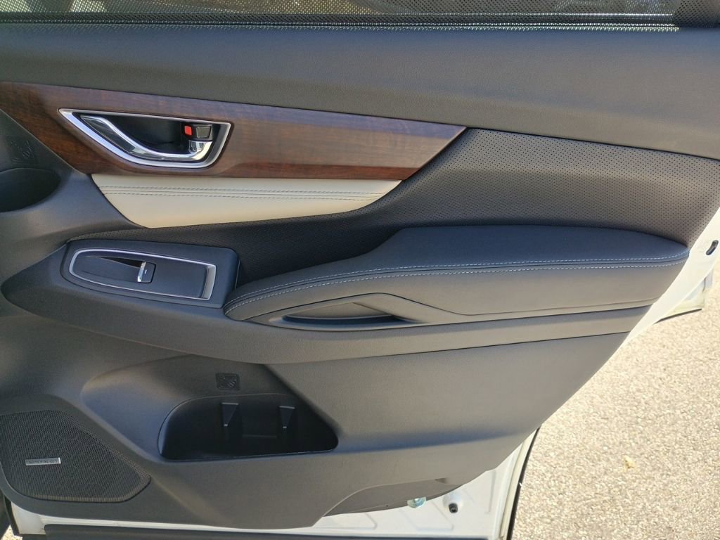 Certified 2022 Subaru Ascent Touring w/ Popular Package #2A image 21