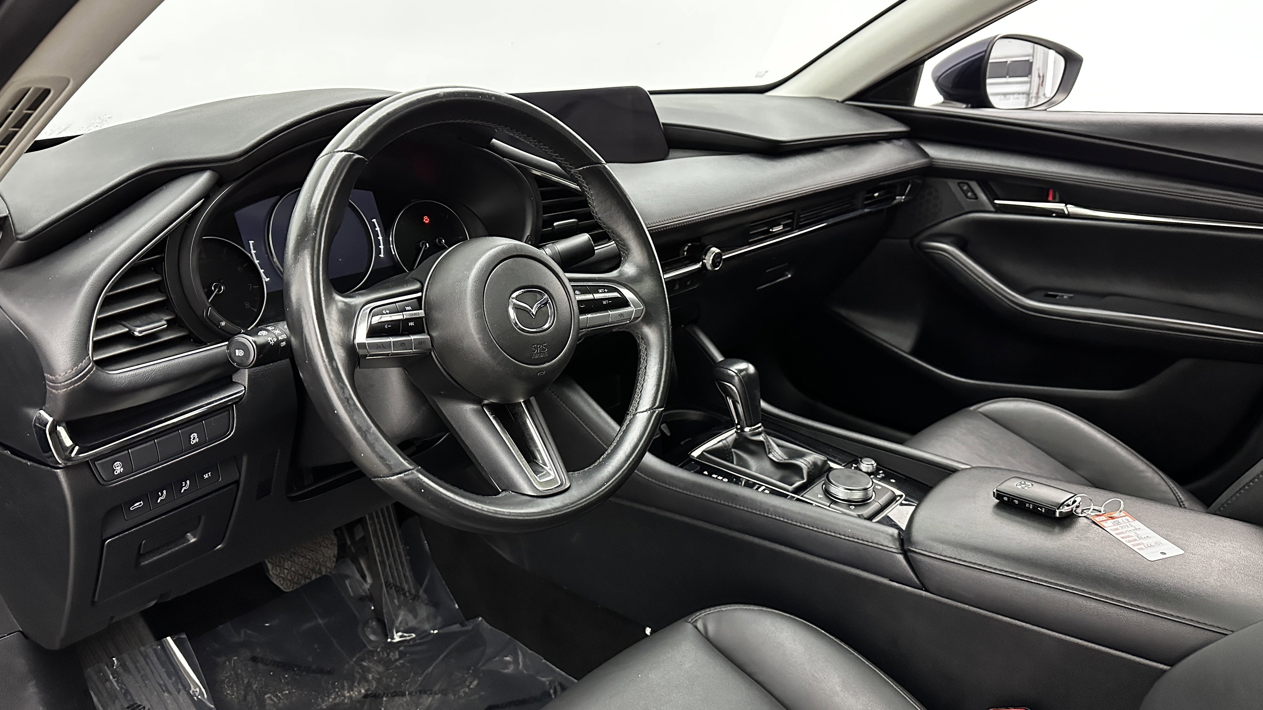 Used 2023 MAZDA MAZDA3 s image 10
