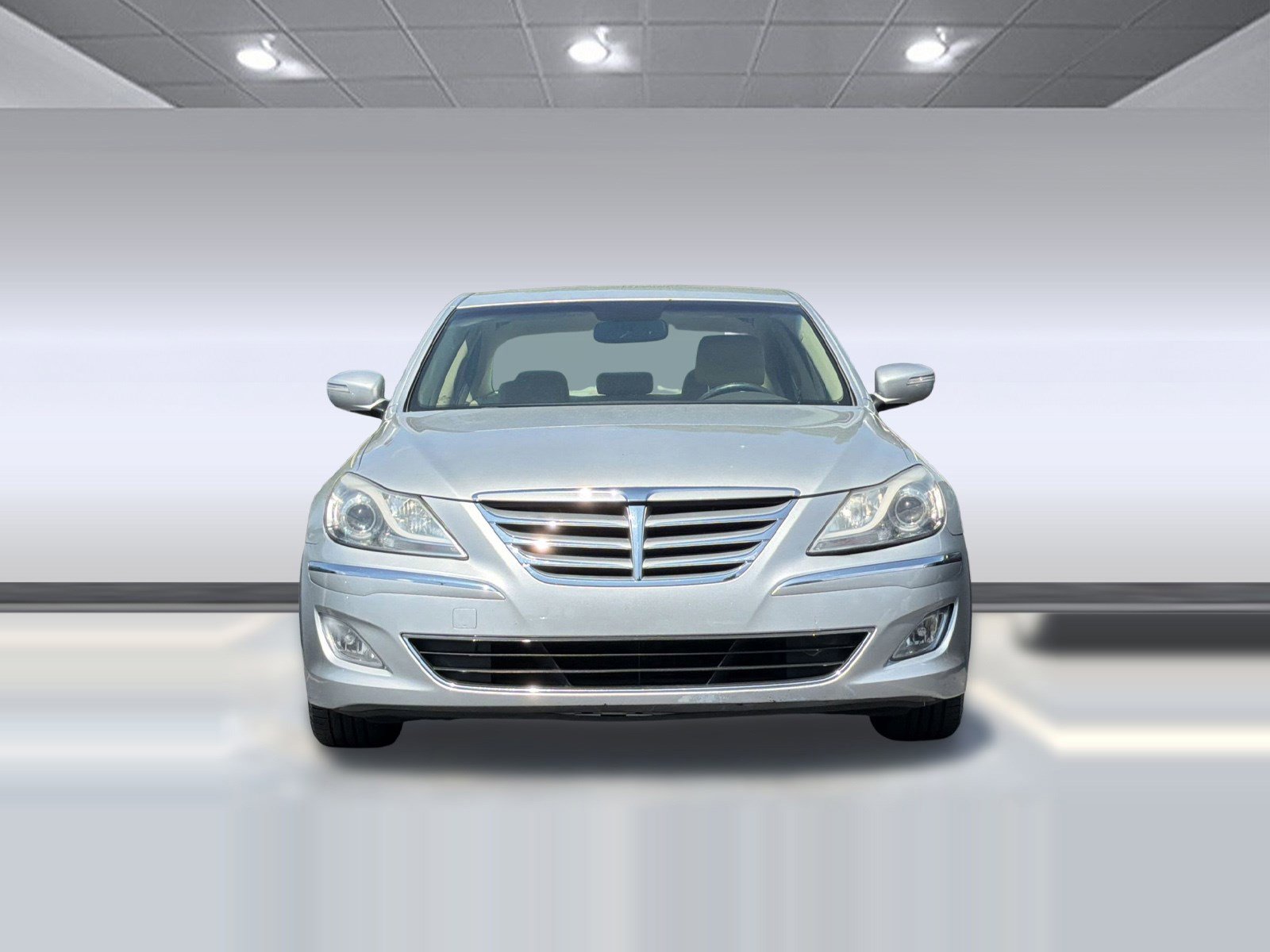 Used 2012 Hyundai Genesis 3.8 RWD image 6