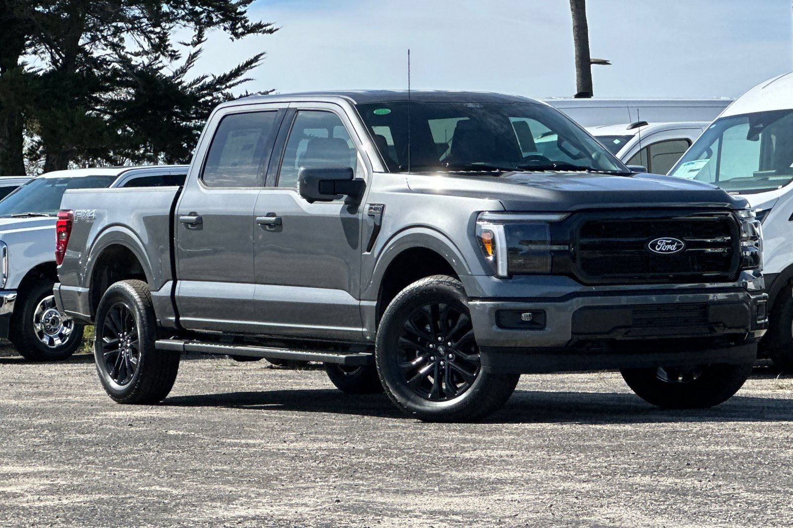 New 2026 Ford F150 Lariat w/ Equipment Group 501A Mid