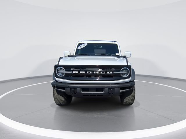Used 2021 Ford Bronco Outer Banks w/ Sasquatch Package AWD/4WD image 3