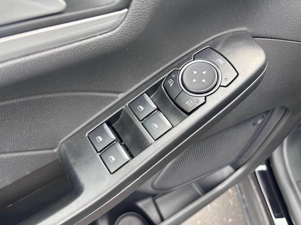 Certified 2024 Ford Escape Platinum AWD/4WD image 13