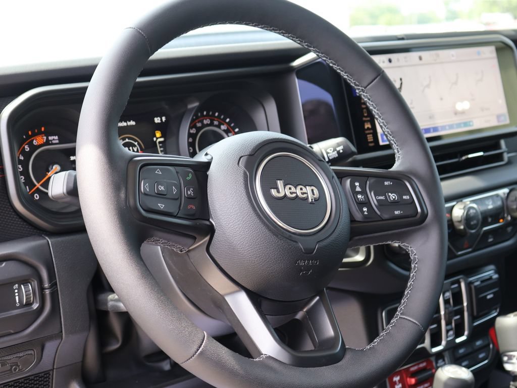 New 2026 Jeep Wrangler Unlimited Rubicon w/ Xtreme 35 Tire Package AWD/4WD image 24