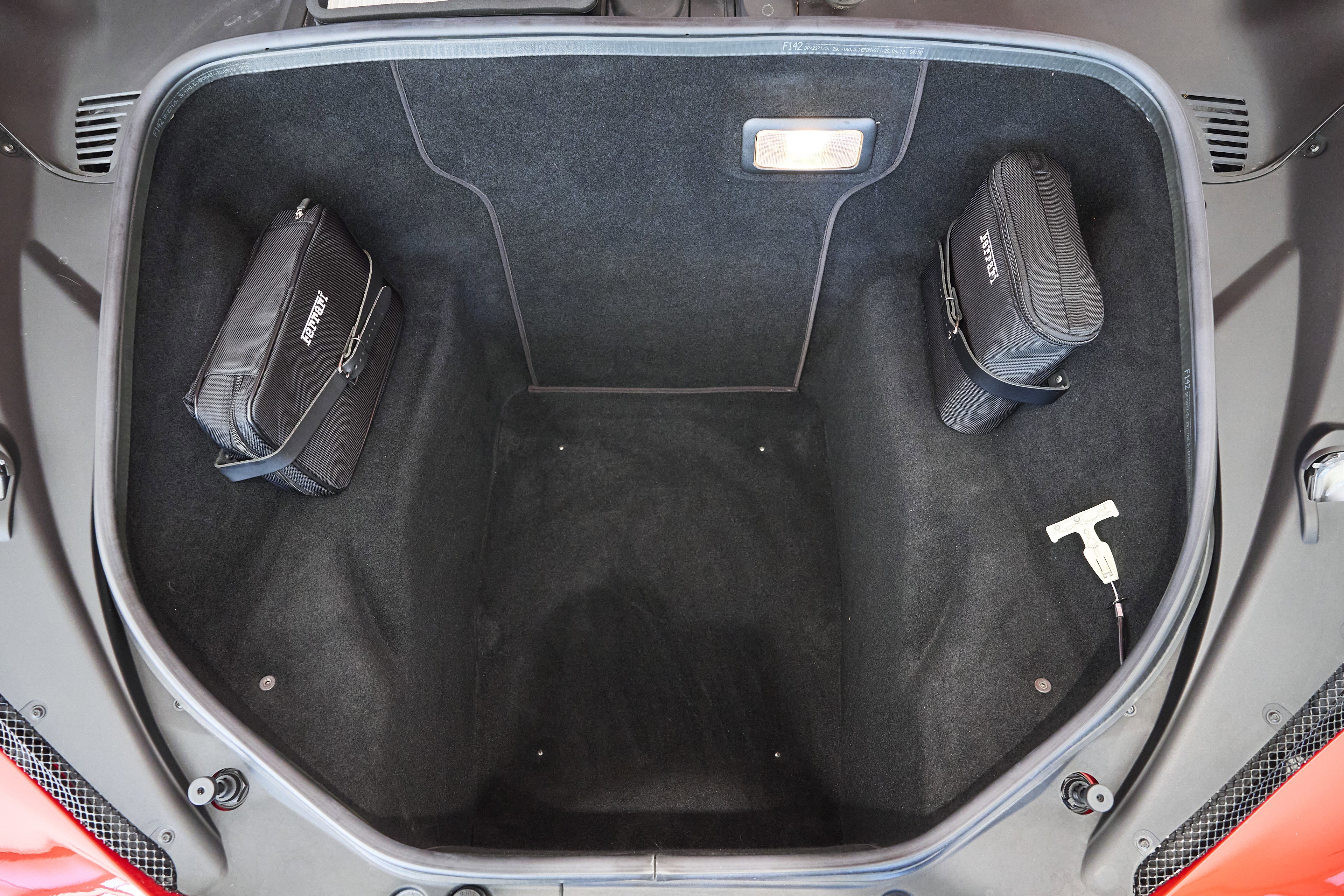 Used 2014 Ferrari 458 Spider image 13