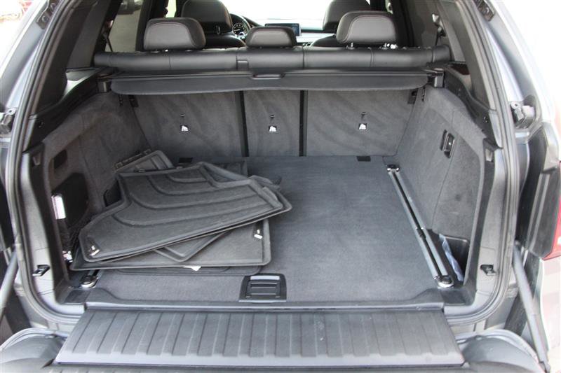 Used 2017 BMW X5 xDrive50i AWD/4WD image 25