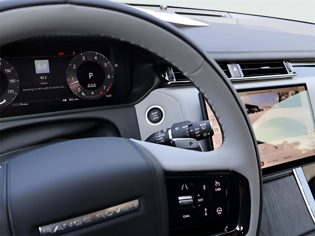 New 2026 Land Rover Range Rover Velar Dynamic SE image 28