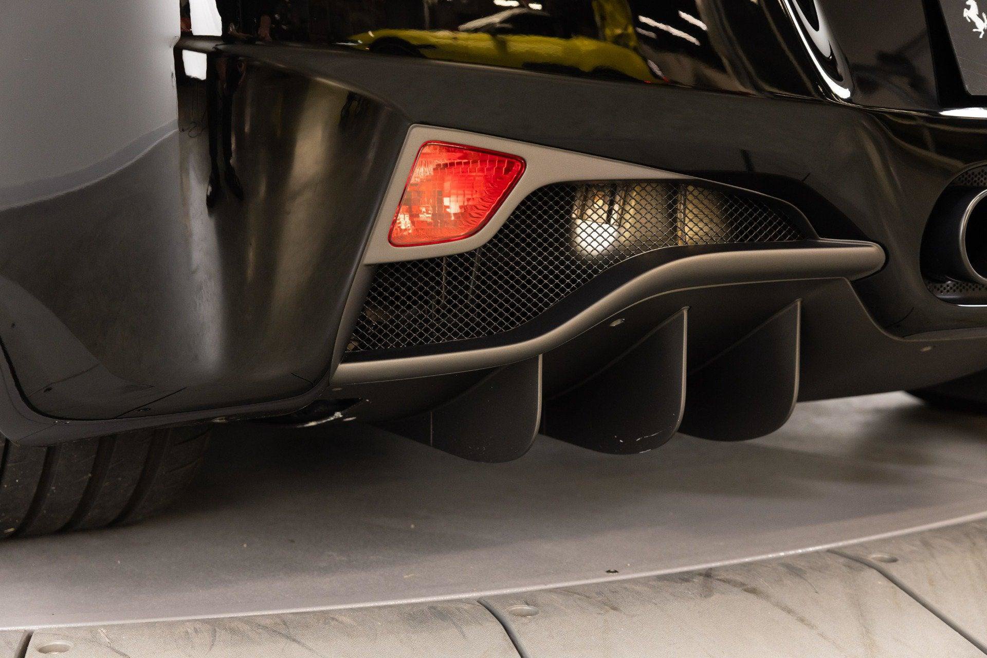 Certified 2015 Ferrari 458 Italia Coupe RWD image 38