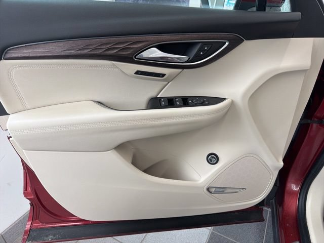 Used 2023 Buick Envision Avenir AWD/4WD image 19