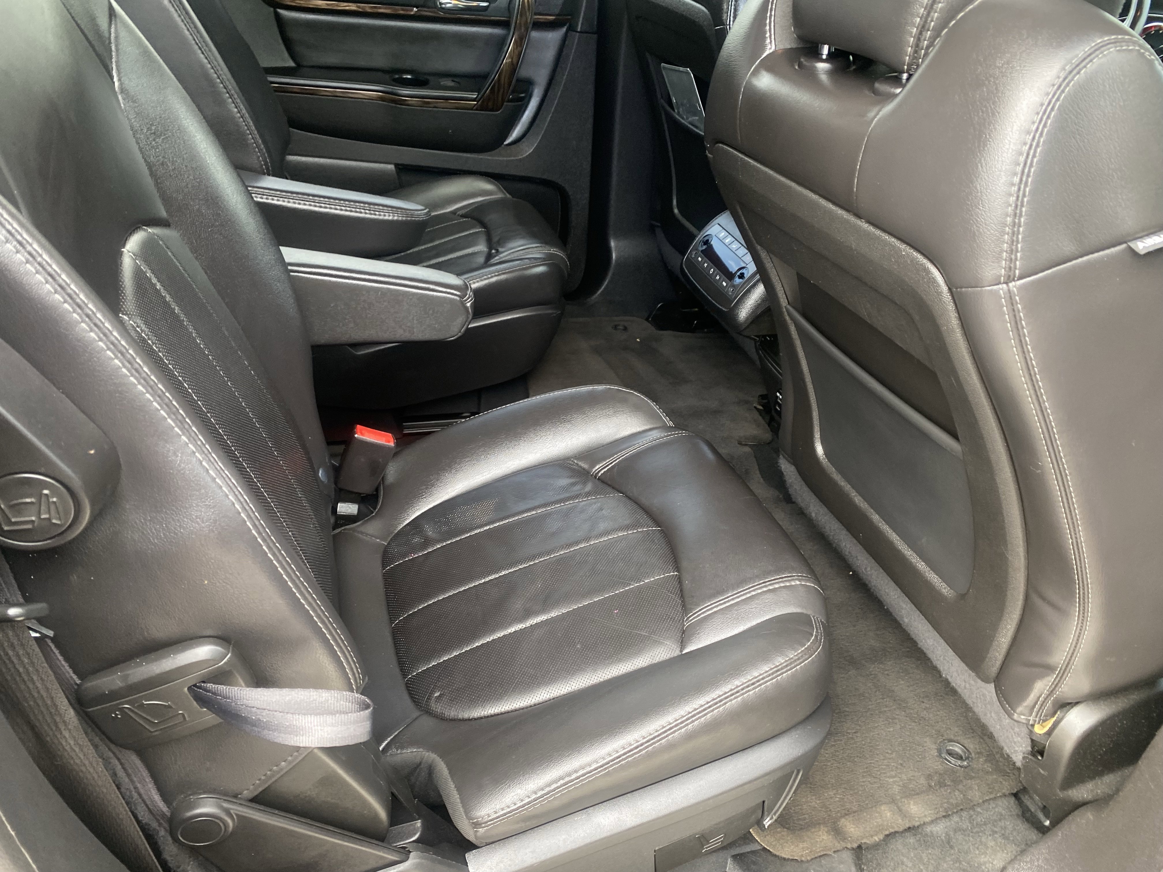 Used 2016 GMC Acadia Denali AWD/4WD image 5