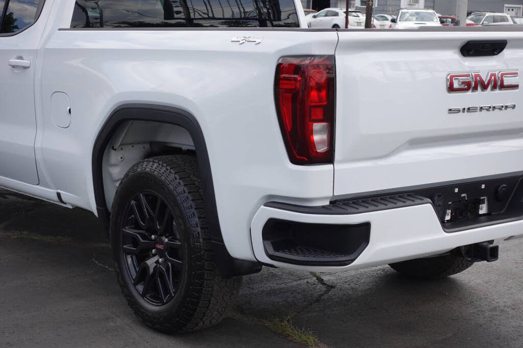 Used 2023 GMC Sierra 1500 Elevation AWD/4WD image 10