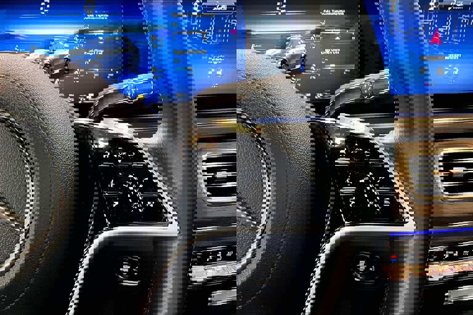 Used 2025 Mercedes-Benz GLE 350 4MATIC image 23