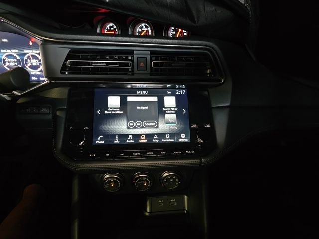 Used 2024 Nissan Z Performance w/ Floor Mat Package image 24