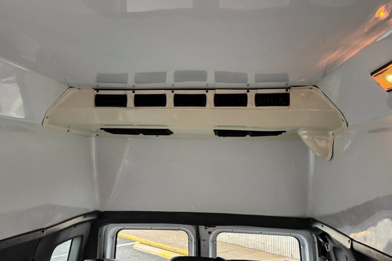 Used 2011 Ford E-350 and Econoline 350 Extended Super Duty w/ PWR Group RWD image 19
