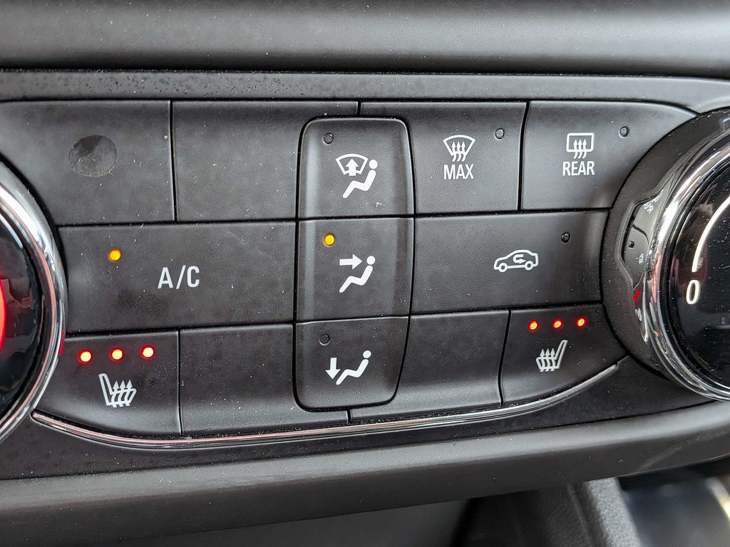 Certified 2023 Chevrolet TrailBlazer LT FWD image 48