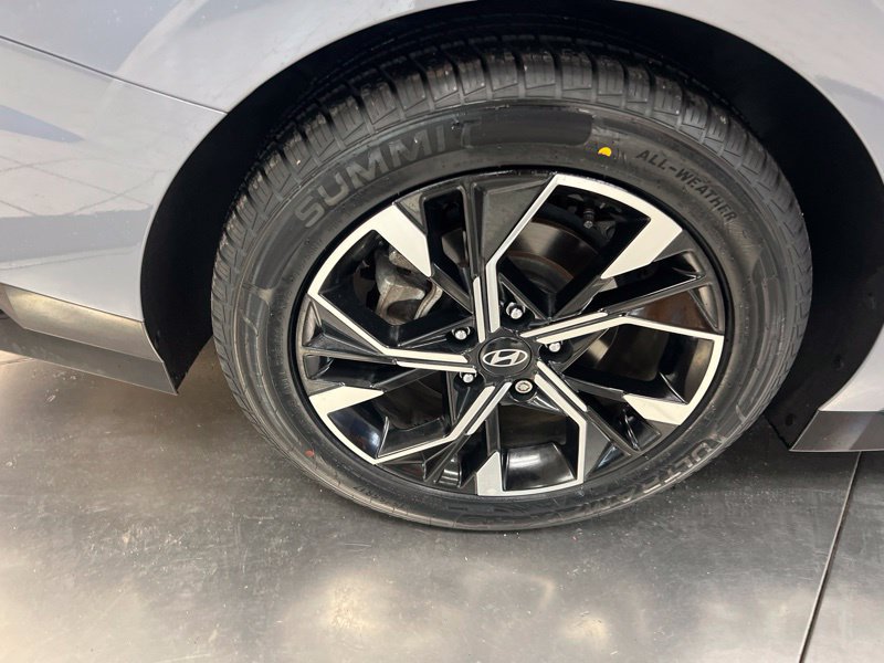 Used 2024 Hyundai Sonata SEL AWD/4WD image 9