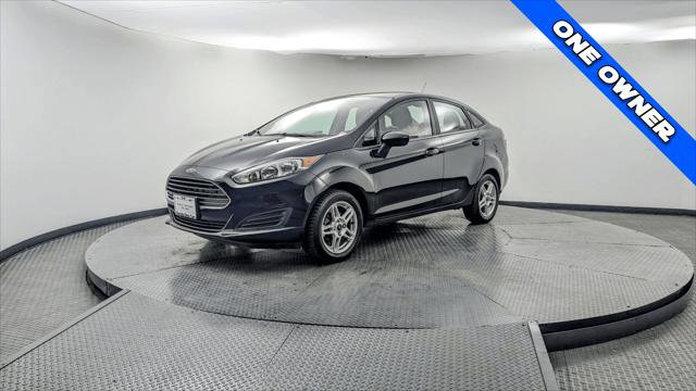 Used 2019 Ford Fiesta SE FWD image 2