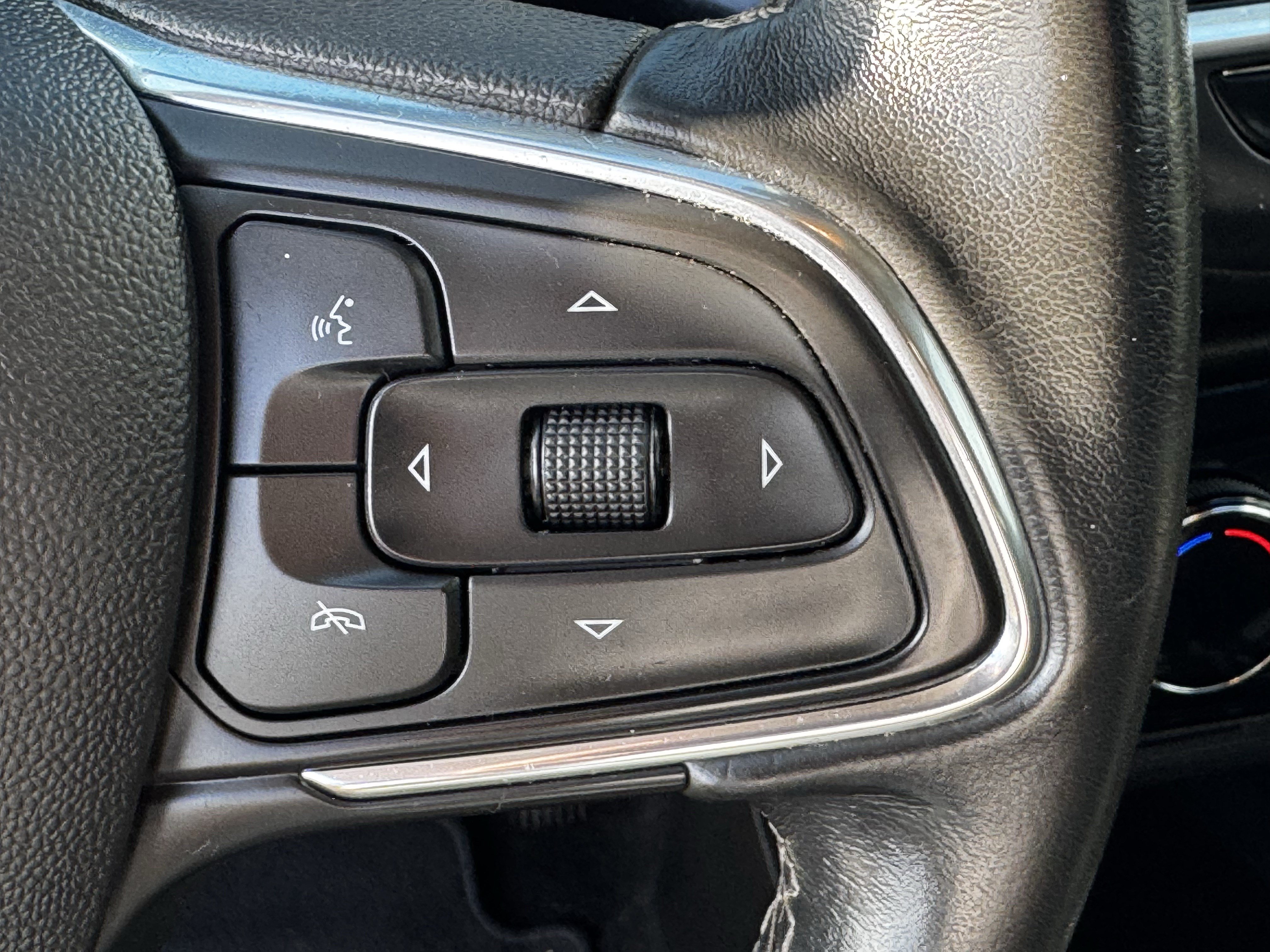 Used 2020 Buick Encore GX Preferred FWD image 23