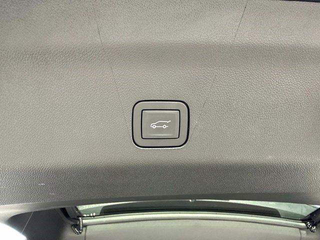 Certified 2025 Cadillac Escalade Premium Luxury Platinum image 12