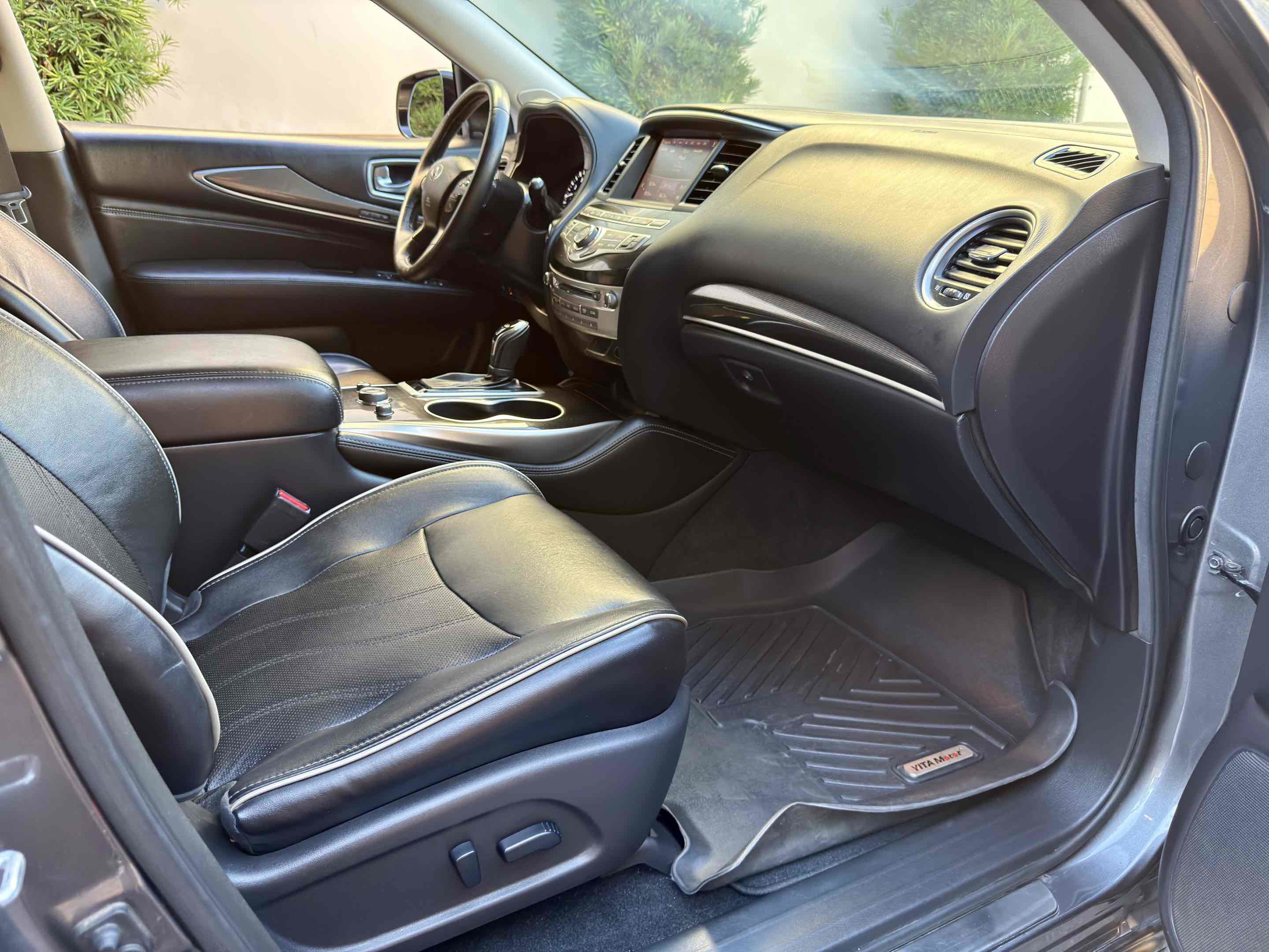 Used 2017 INFINITI QX60 FWD w/ Premium Plus Package image 56