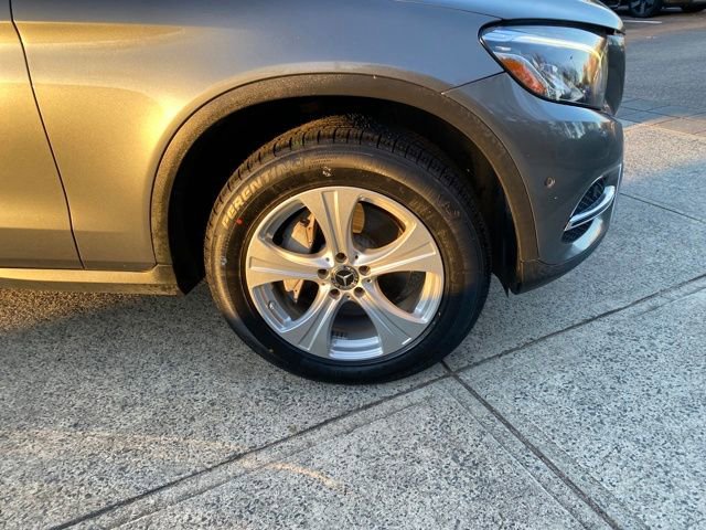 Used 2018 Mercedes-Benz GLC 300 4MATIC image 23