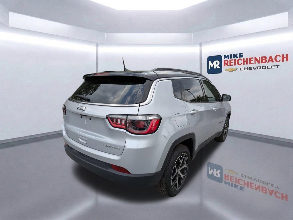 Used 2024 Jeep Compass Limited image 4