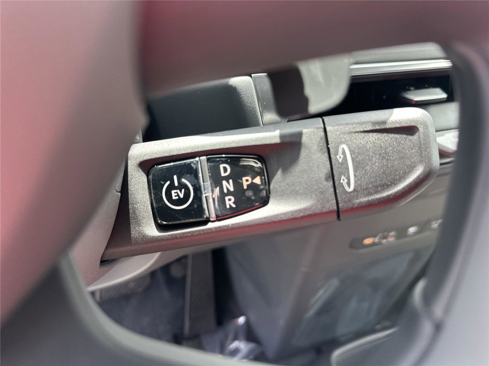 New 2026 Kia EV9 Land image 15