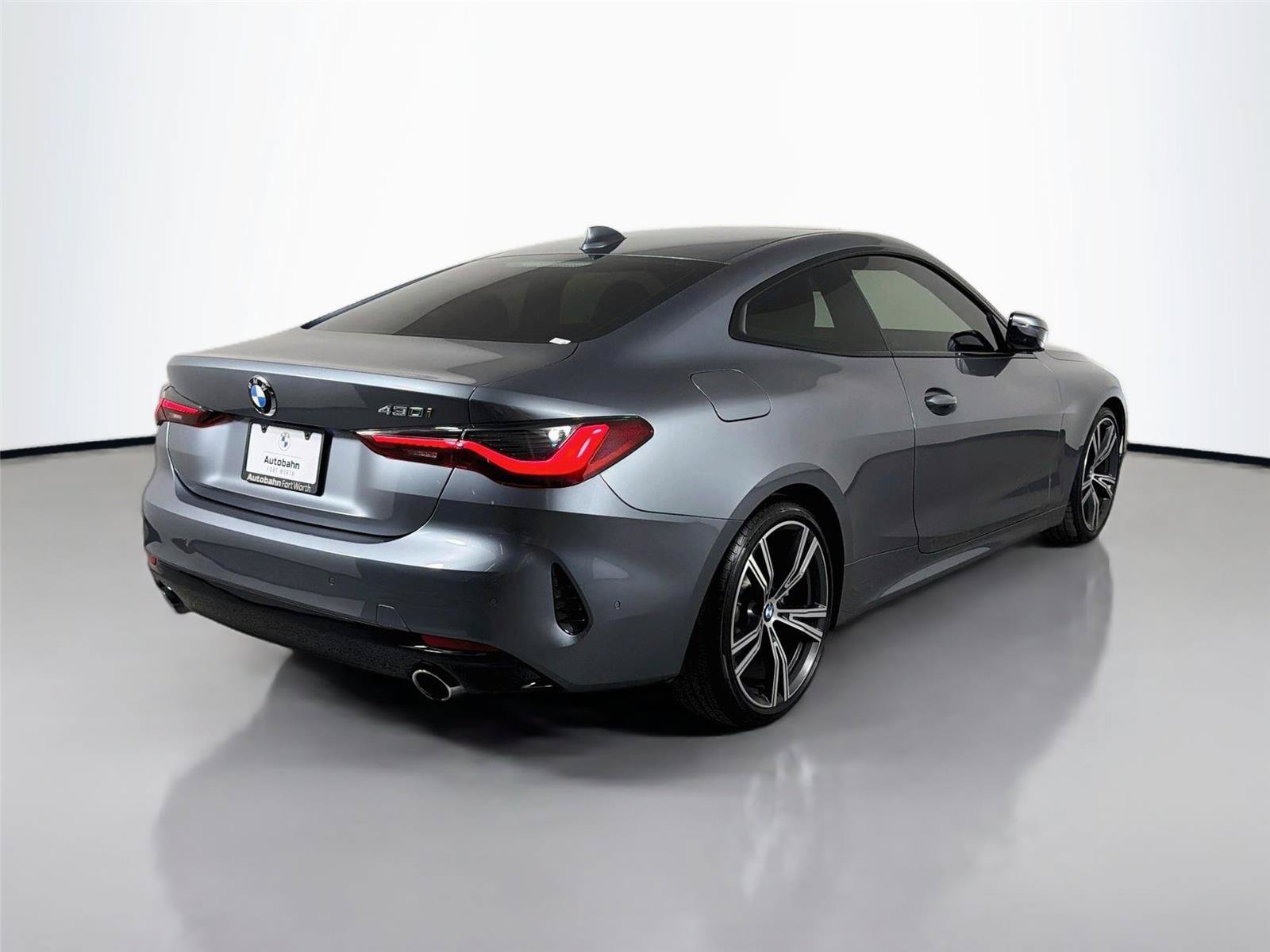 Used 2021 BMW 430i Coupe w/ Premium Package RWD image 5