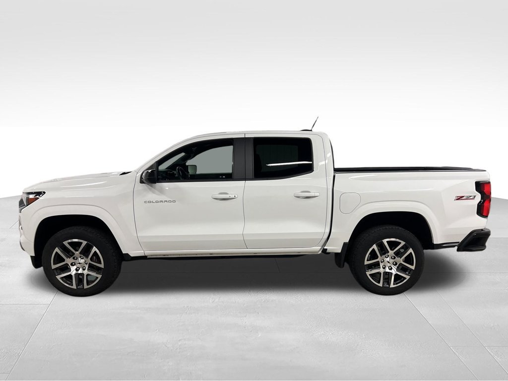 Certified 2023 Chevrolet Colorado Z71 w/ Z71 Convenience Package 2 AWD/4WD image 6
