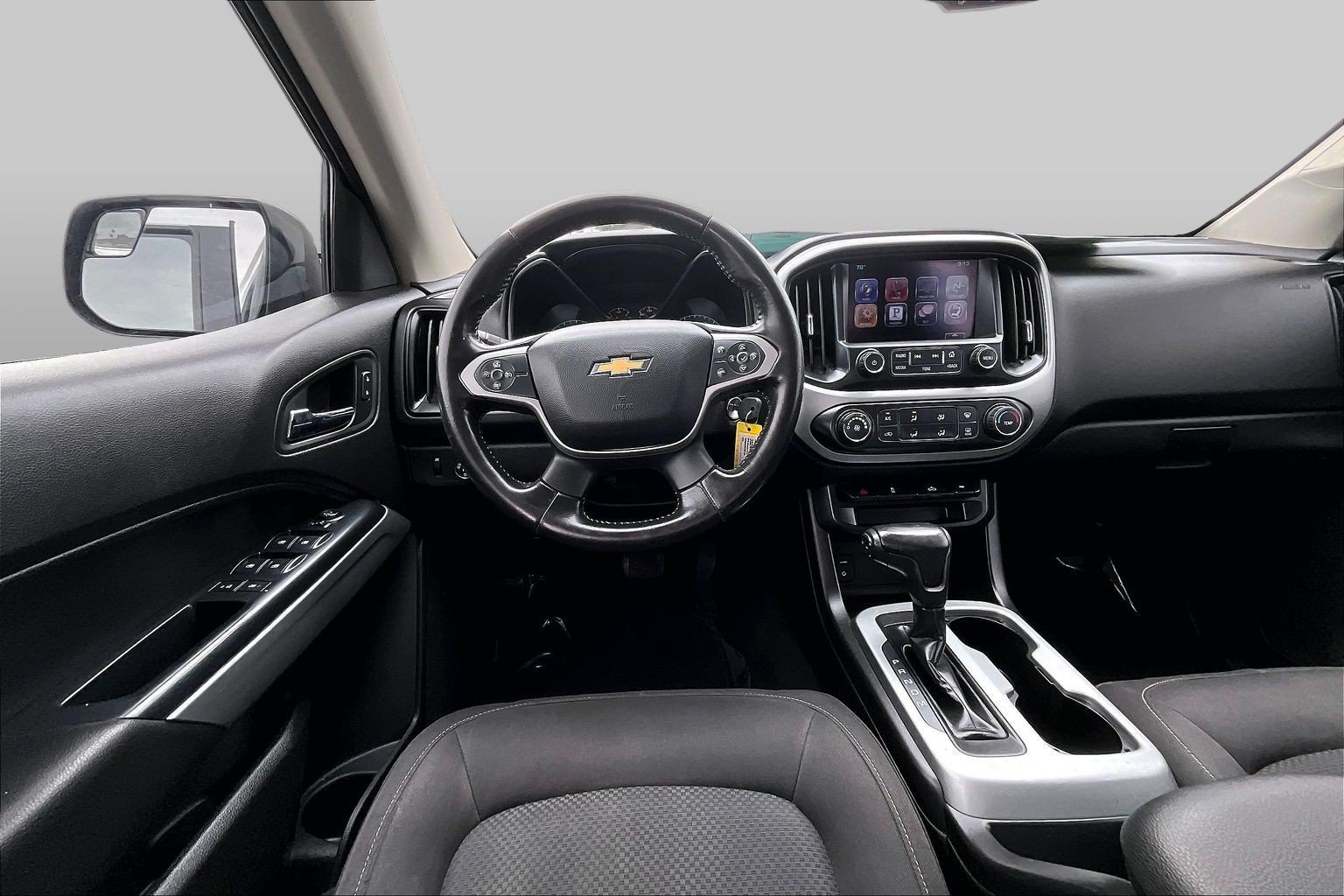 Used 2016 Chevrolet Colorado LT w/ LT Convenience Package RWD image 5