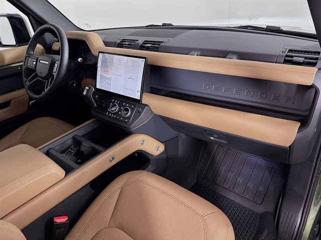 New 2026 Land Rover Defender 110 S image 31