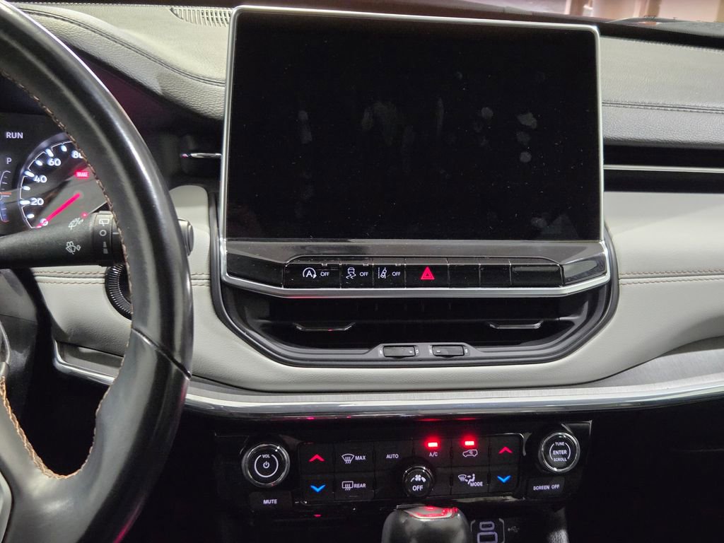 Used 2022 Jeep Compass Limited image 24