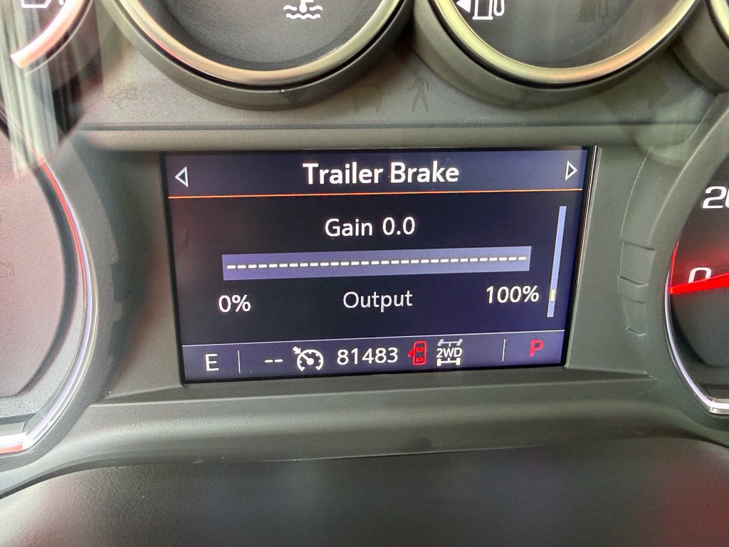 Used 2019 Chevrolet Silverado 1500 LT w/ All-Star Edition AWD/4WD image 2