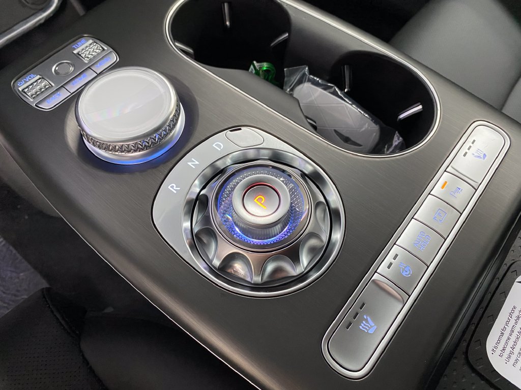 New 2027 Genesis GV60 AWD image 17