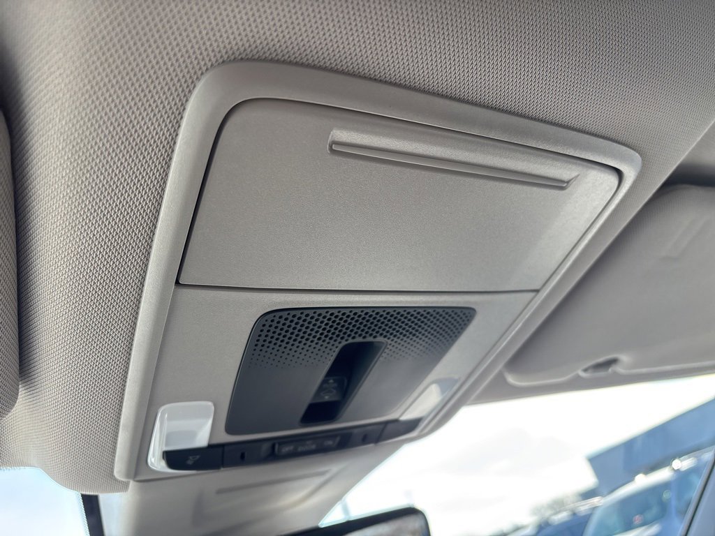 Used 2025 Honda CR-V EX-L image 24