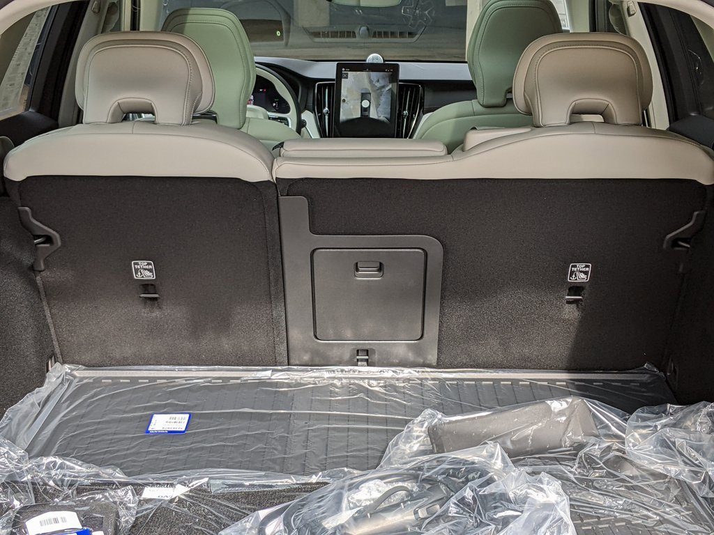 New 2026 Volvo XC60 T8 Ultra image 27