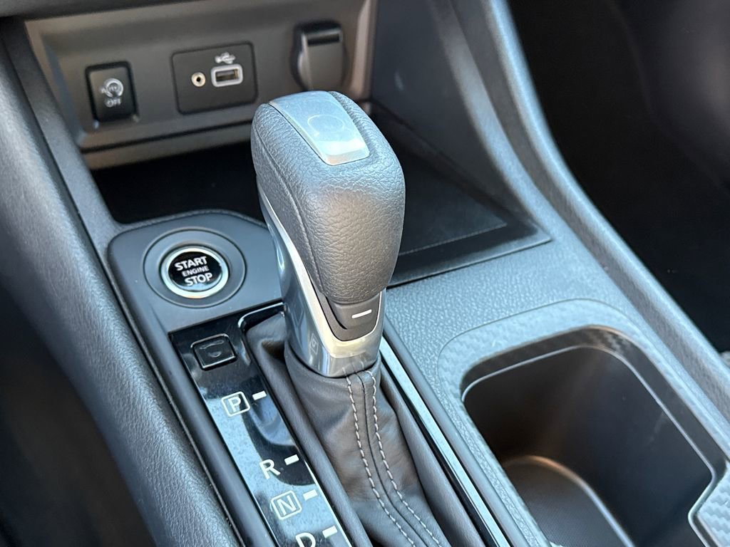 Used 2025 Nissan Sentra S image 26