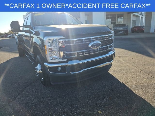 Used 2025 Ford F350 XLT image 4