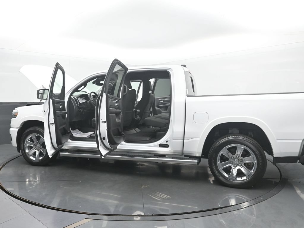 Used 2025 RAM 1500 Big Horn AWD/4WD image 61