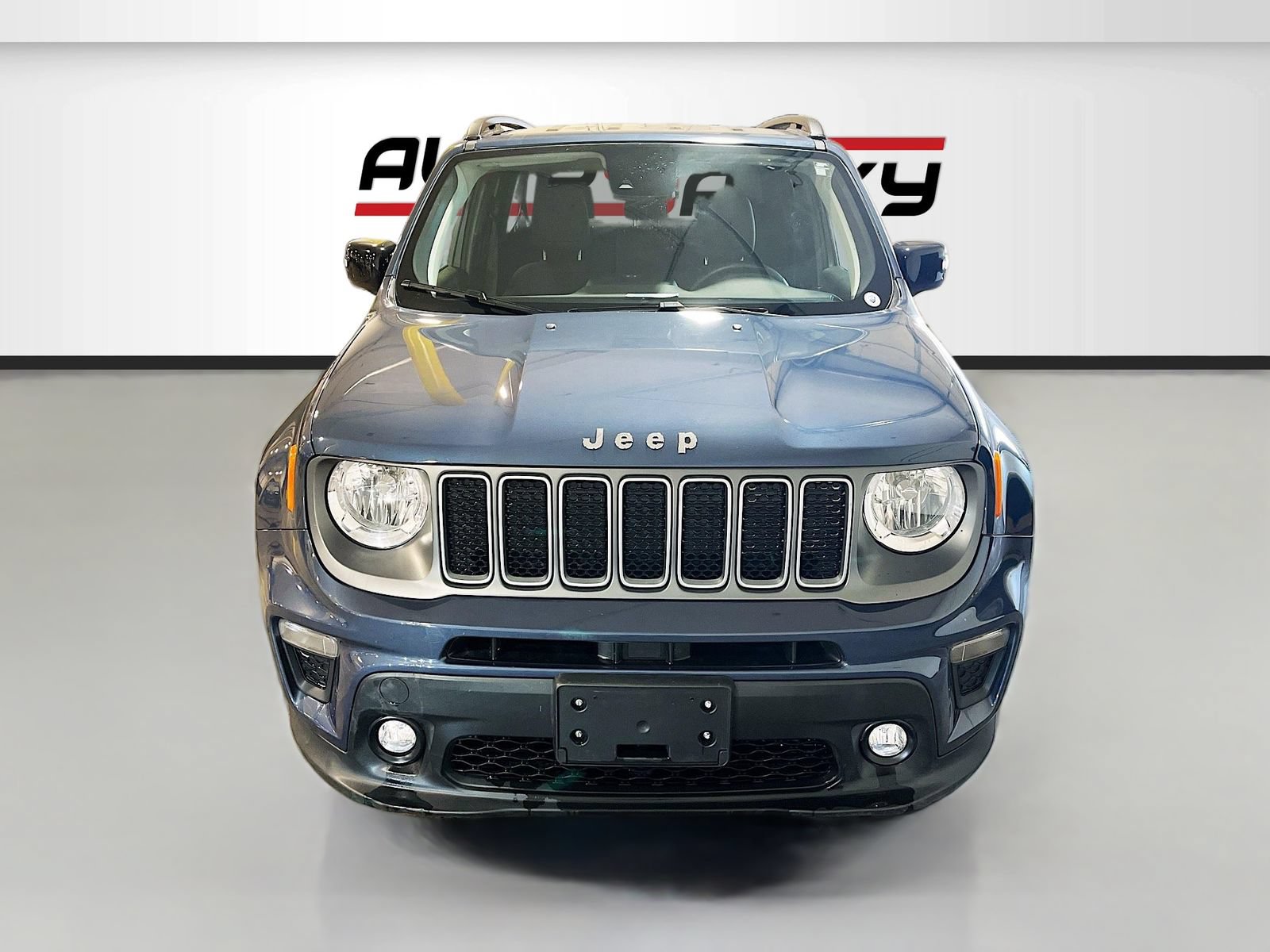 Used 2023 Jeep Renegade Limited AWD/4WD image 2