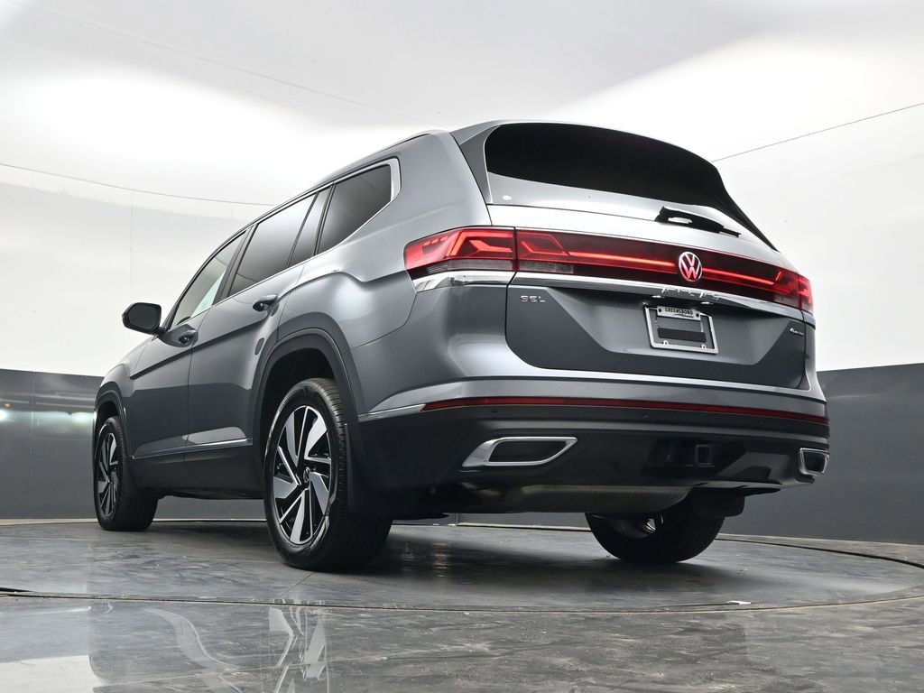Used 2024 Volkswagen Atlas SEL AWD/4WD image 33