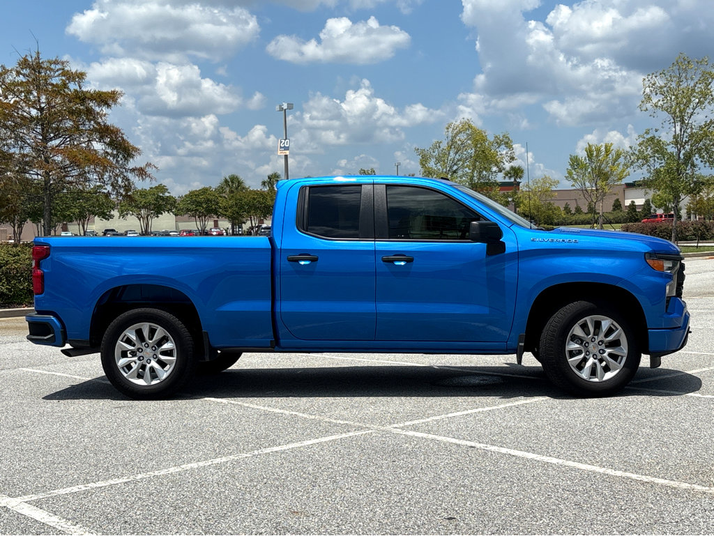 Used 2025 Chevrolet Silverado 1500 Custom image 25