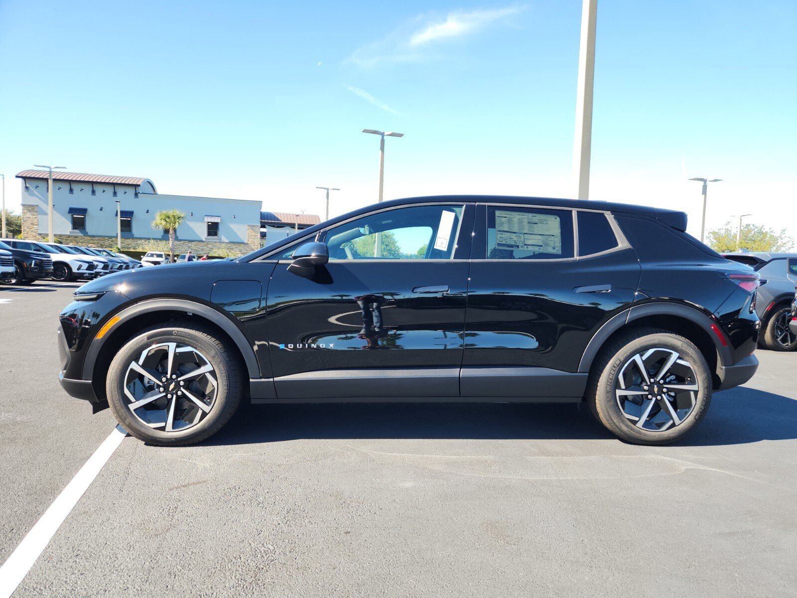 New 2026 Chevrolet Equinox EV LT image 3
