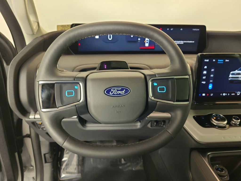 Used 2025 Ford Expedition Max Active image 12