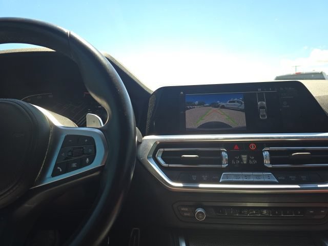 Used 2022 BMW 430i Coupe w/ M Sport Package RWD image 17