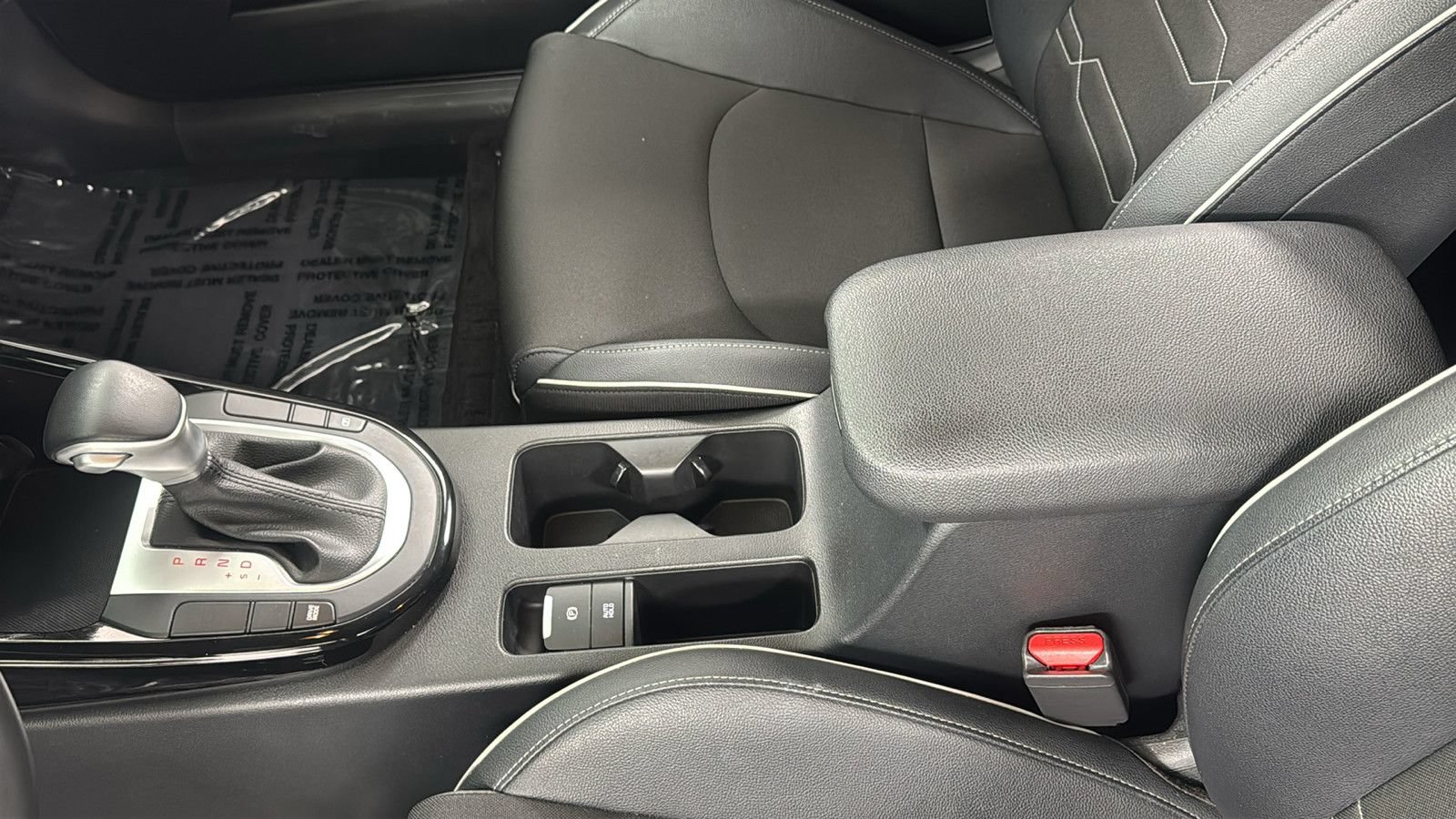 Used 2024 Kia Forte GT-Line FWD image 31
